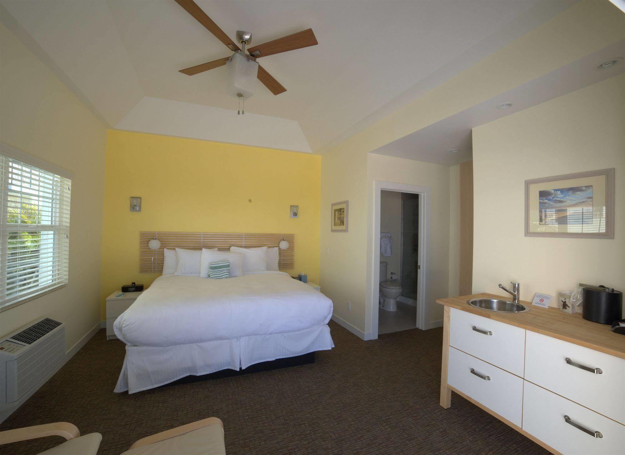 Casey Key Resorts - Beachfront โนโคมิส ภายนอก รูปภาพ